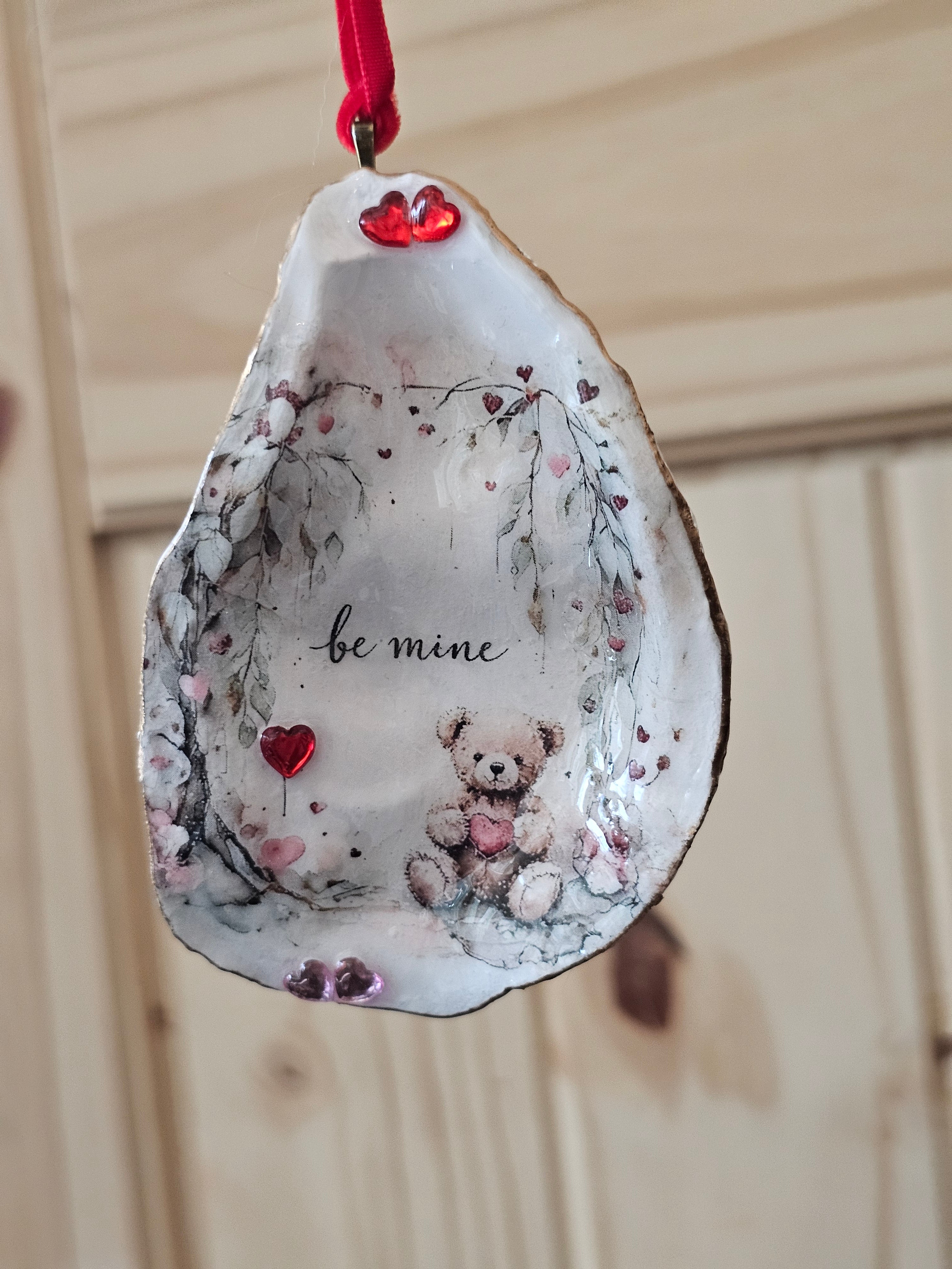 Decoupage Valentine's Day Oyster Shells - Be Mine